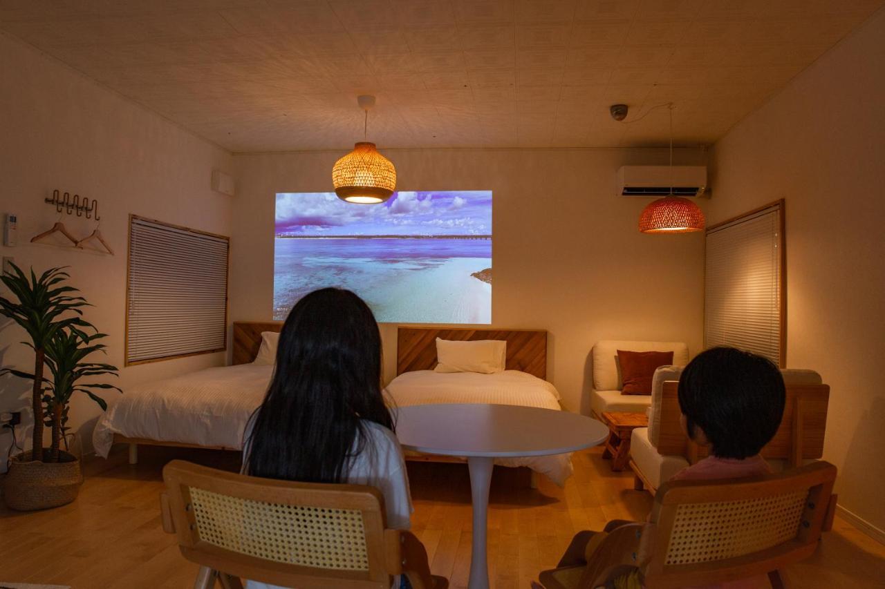 Sunnyside Villa Miyakojima  Buitenkant foto