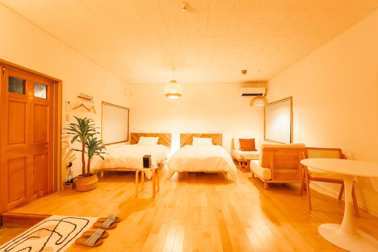 Sunnyside Villa Miyakojima  Buitenkant foto